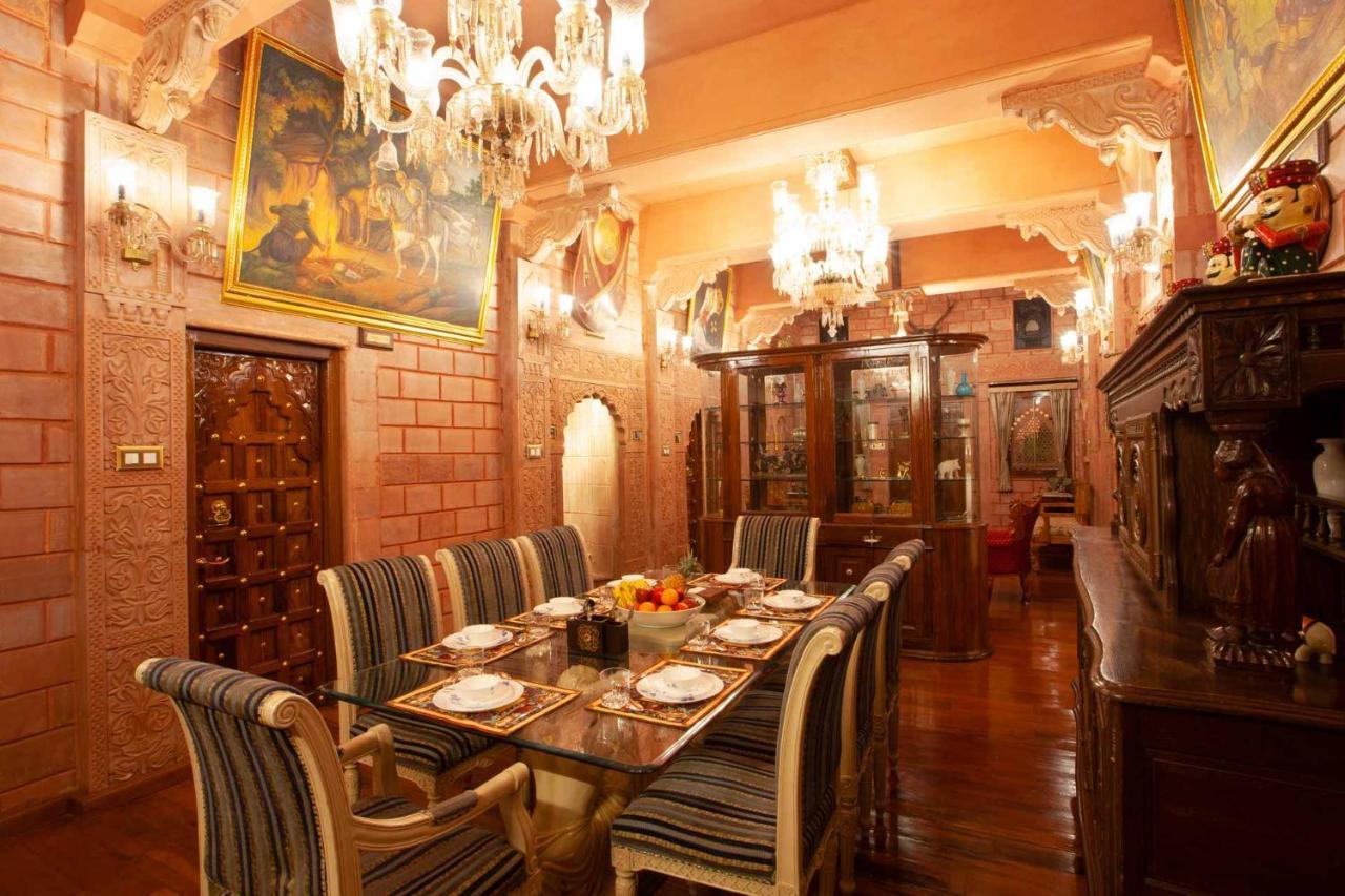 Stayvista At Pink Palace Rajasthani Decor Утакаманд Экстерьер фото