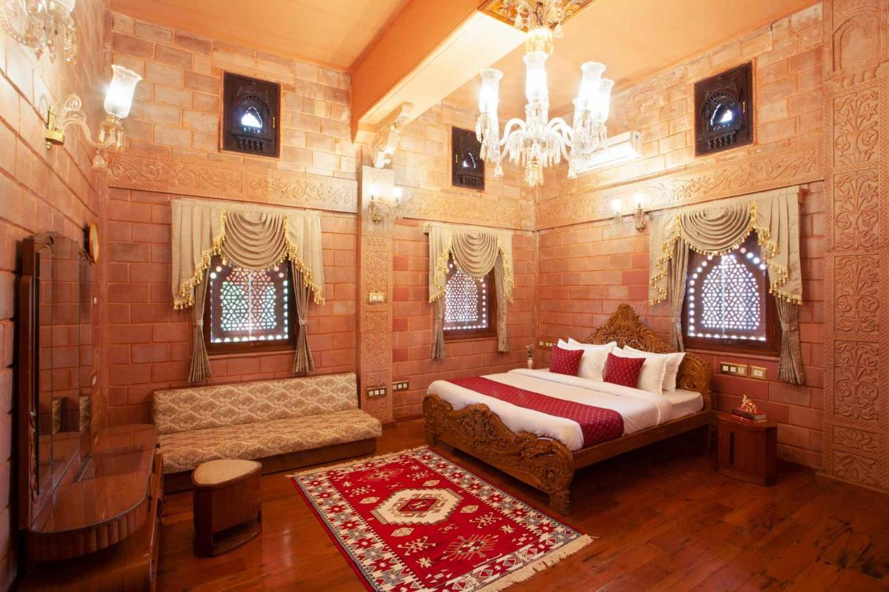 Stayvista At Pink Palace Rajasthani Decor Утакаманд Экстерьер фото