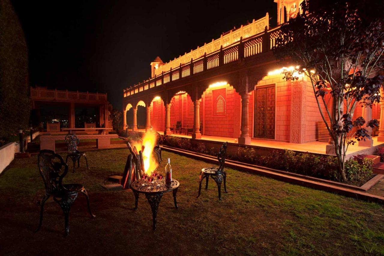 Stayvista At Pink Palace Rajasthani Decor Утакаманд Экстерьер фото